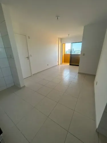 Imóvel para aluguel possui 58 metros quadrados com 3 quartos em Gruta de Lourdes - Maceió 