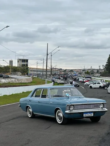 Chevrolet Opala 2.5 Especial 8V/ 4P / Manual 1974