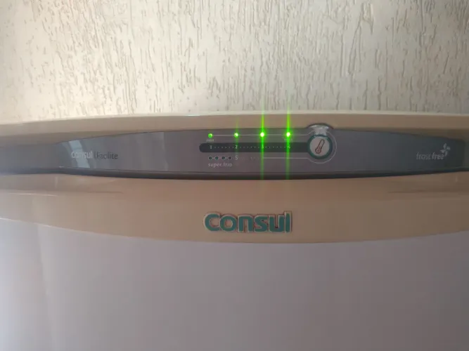 Geladeira Consul Frost Free/ Modelo Facilite