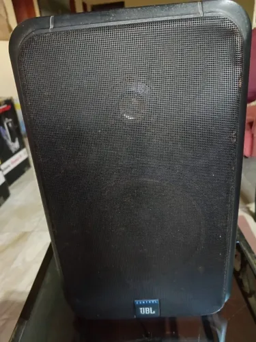 Caixa de Som JBL CM62 6" 2 vias Portátil Não Bluetooth