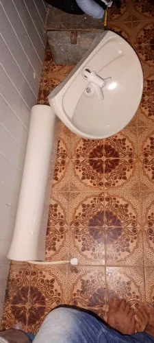 Pia para banheiro .sim novo .100.reais. contato . *
