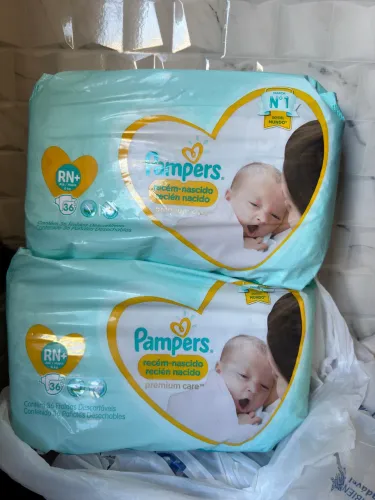 Fraldas Pampers RN 2 pacotes