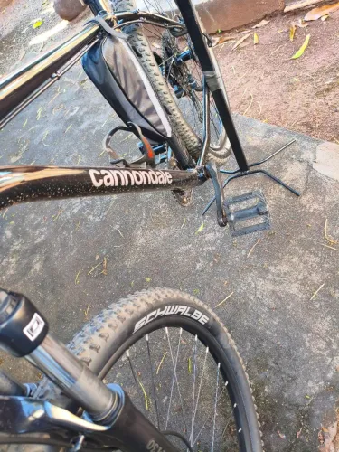 Bicicleta cannondale semi Nova