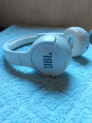 JBL, Fone de Ouvido Sem Fio, Bluetooth, 510BT - Branco
