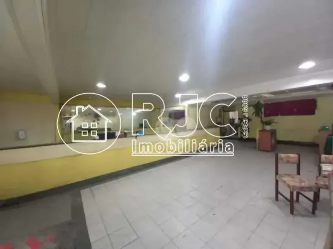 Loja : / Comercial / Madureira
