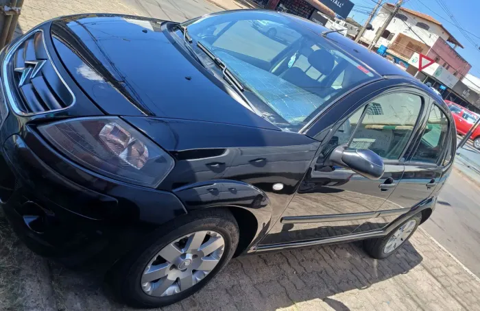 Citroen C3 GLX 1.4/ GLX Sonora 1.4 Flex 8V 5P 2012