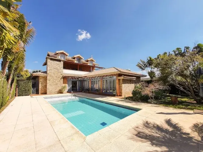 CASA A VENDA EM CONDOMÍNIO - PORTAL JAPY GOLF CLUB - CABREÚVA - SP - ALTO PADRÃO