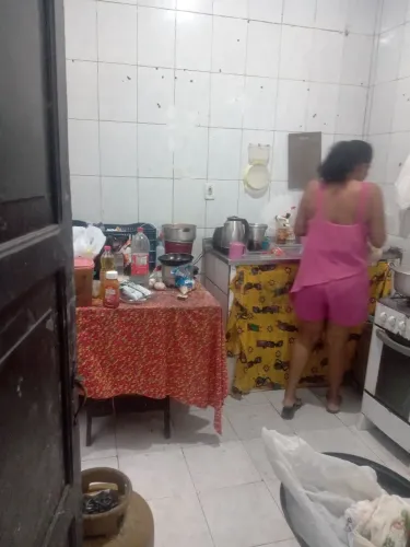Alugo apartamento 