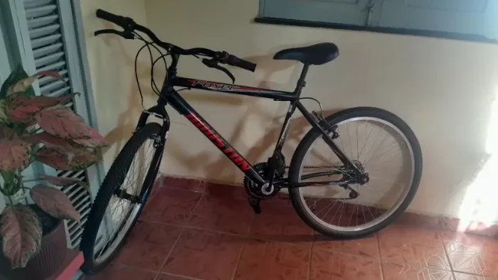 Bicicleta HOUSTON FOXER nova