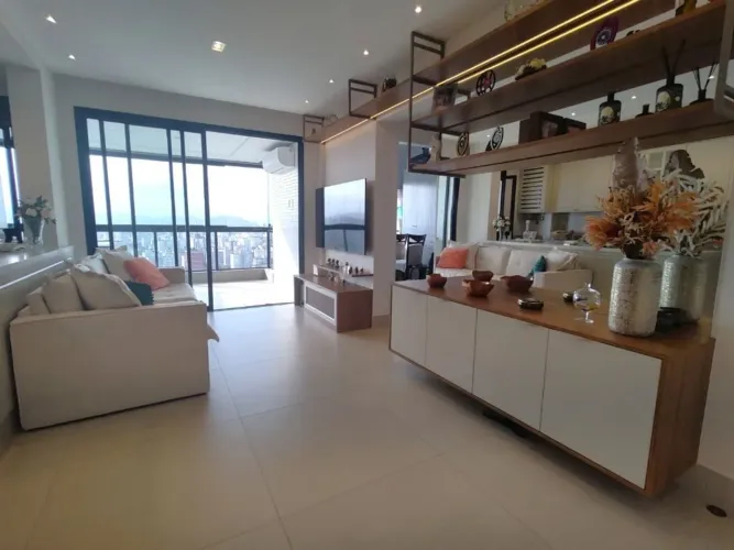 APARTAMENTO IMPECÁVEL NA APARECIDA ( Pronto para morar & Semi mobiliado & Condomínio Club