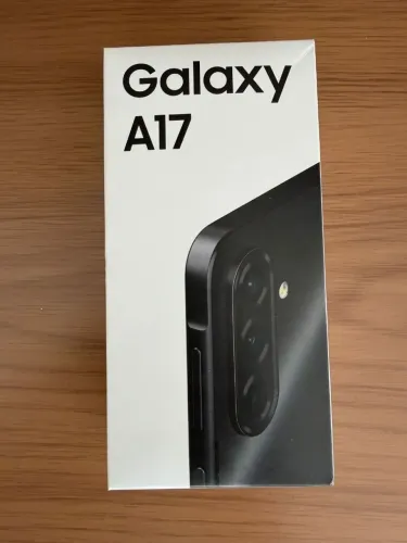 SAMSUNG A17