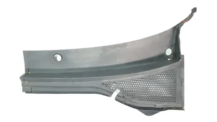 Grade Churrasqueira Diant. Esq. Vw Passat 16 A 21 Detalhe 