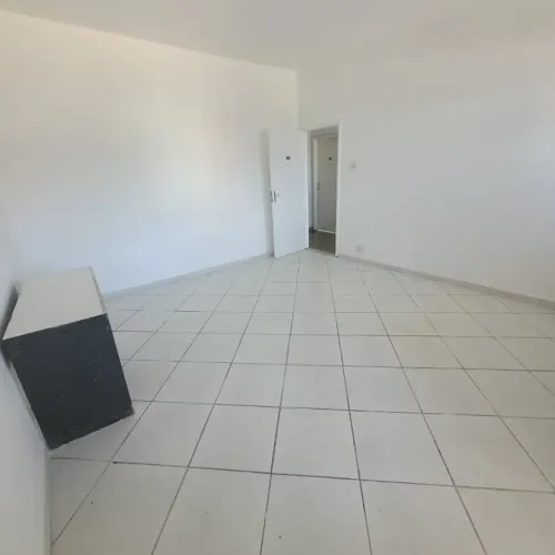 Sala comercial para alugar, 21 m² por R$ 689/mês - Miguel Couto - Nova Iguaçu/RJ