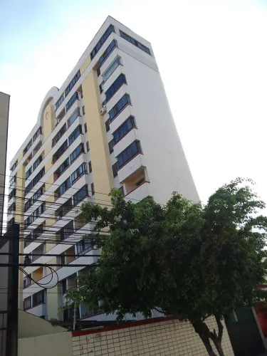 ALDEOTA - Rua Pinto Madeira, 800, apto 402, Ed Viena aproximadamente 102m², com varanda, s
