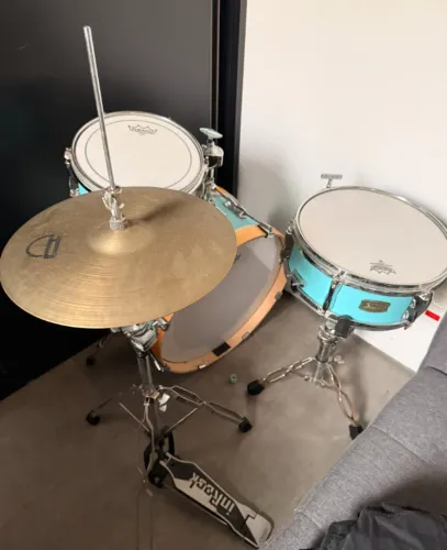 YAMAHA Stage Custom Hip 20" Matte Surf Green