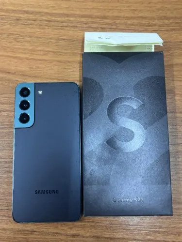 Samsung S22