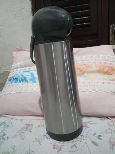 Garrafa Térmica 1,9 (nunca usada)