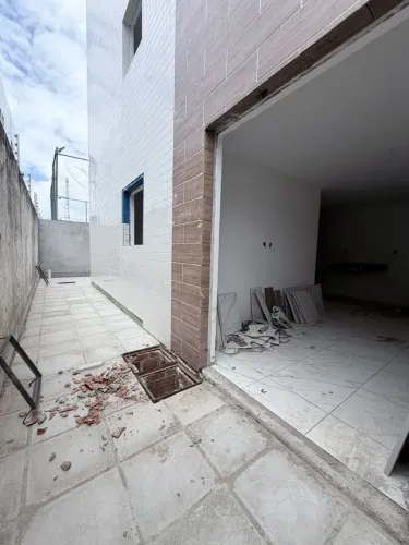 Térreo com área em ( i ) na principal do novo Geisel