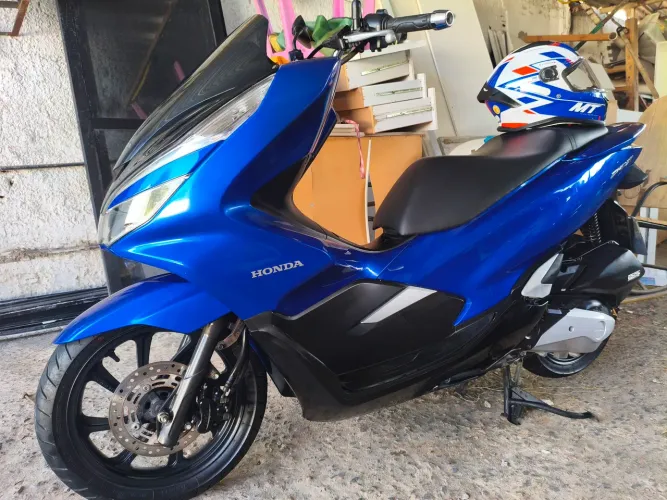 Pcx 2022 bem novinha