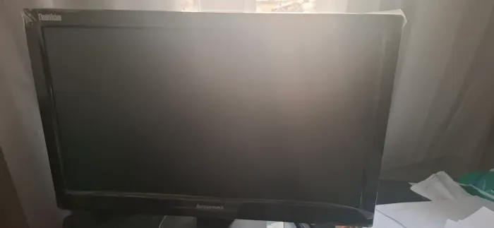 Monitor 19,5 lenovo thinkvision