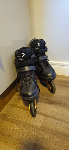 Patins Inline oxer n°38 - Preto e dourado