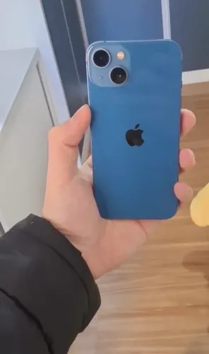 Vendo IPhone 13 R$1900