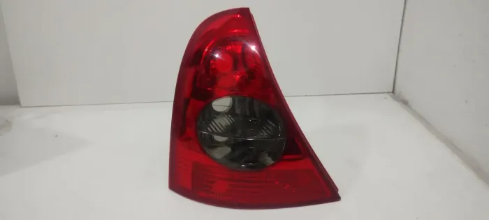 LANTERNA TRASEIRA RENAULT CLIO  ESQUERDO 2003/2012 USADO