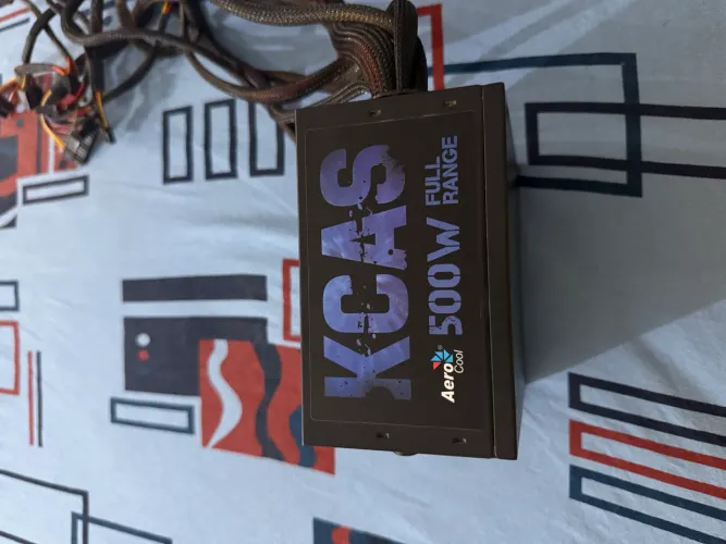 Fonte Aerocool KCAS 500W 80 Plus Bronze Full Range