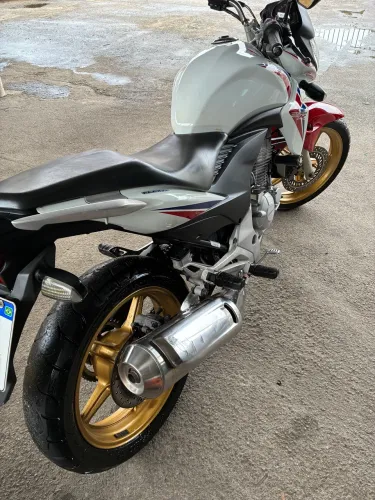 Cb 300 2015
