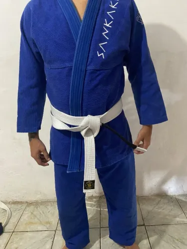 Vendes kimono semi novos