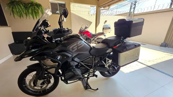 BMW GS 1250 TRIPLE BLACK 2022 SUPER NOVA