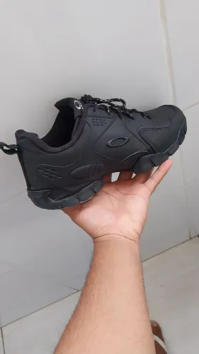 Tênis botinha okley stratus