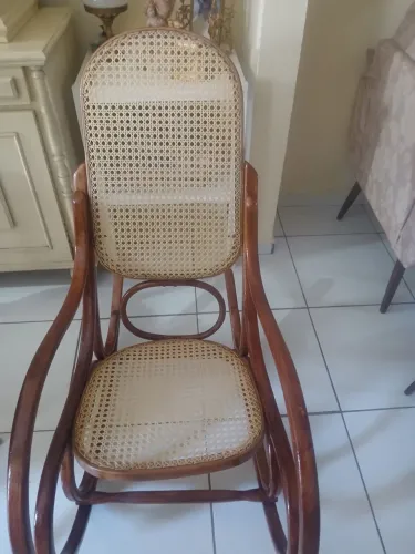 Vendo duas cadeiras de balanço