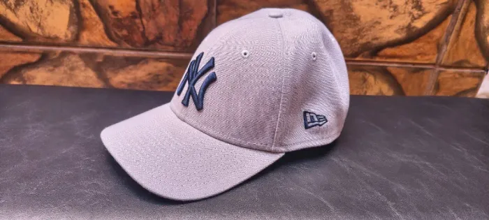 Boné new era 39thirty m-crown new york yankees cinza azul original