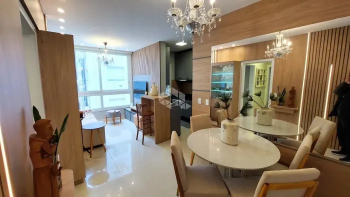 Apartamento mobiliado e decorado à venda no bairro Navegantes com 2 dormitórios (1 suíte)