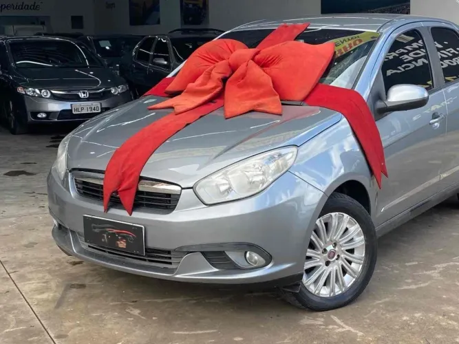 Fiat Grand Siena Essence 1.6 Flex 16V 2014