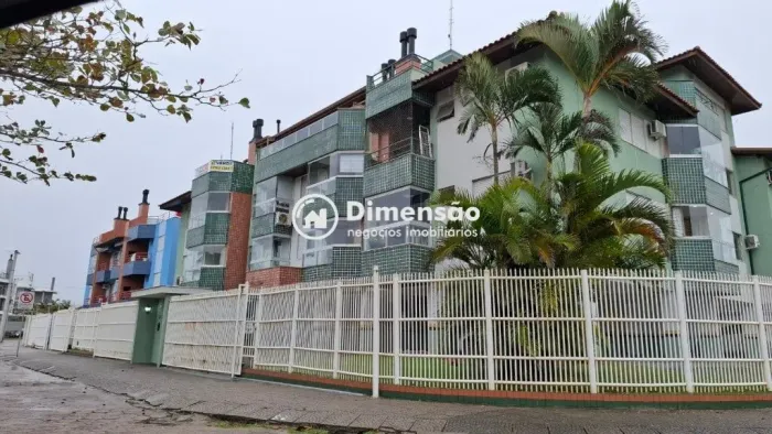 APARTAMENTO COM DOIS DORMITÓRIOS PERTO DO MAR