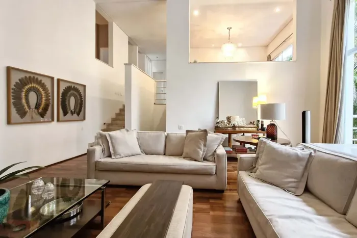 Casa em condomínio fechado, mobiliada, piscina, no Morumbi - São Paulo SP