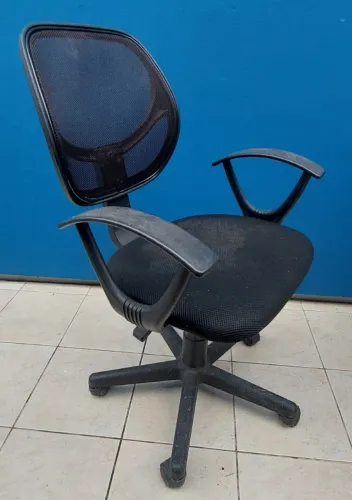 Cadeira de escritório 50 reais