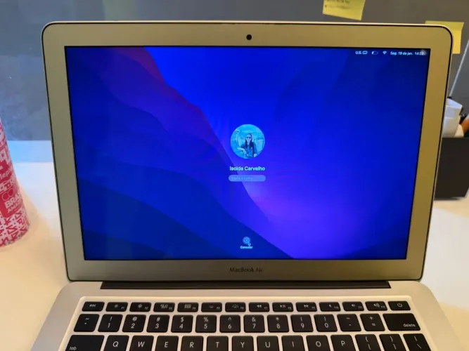 Vendo Macbook Air 2017 13?