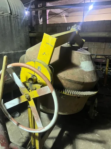 Betoneira 400 Litros trifasica usada