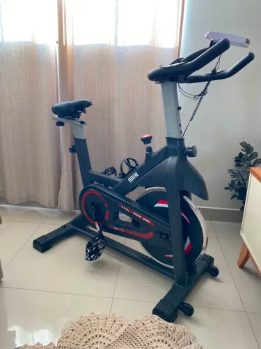 VENDE-SE BICICLETA ERGOMETRICA SPINNING