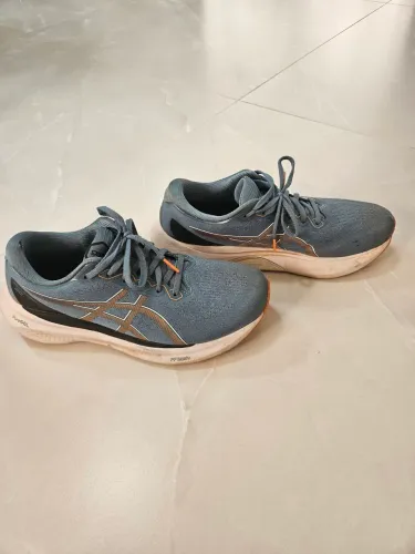 Tenis Asics Kayano 30