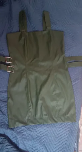 Vestido verde comprado fora do país