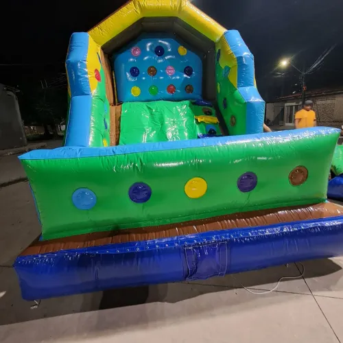 Aluguel de brinquedos inflável