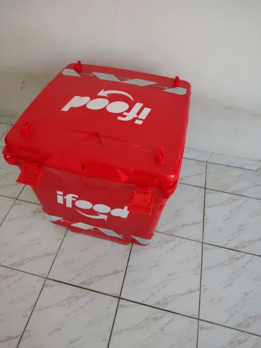Bau