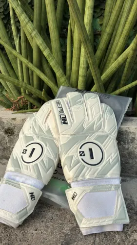 Luva N1 Goalkeeper Starter