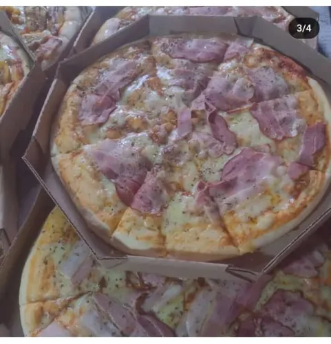 Pizza grande tamanho família