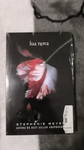 Livro Lua nova