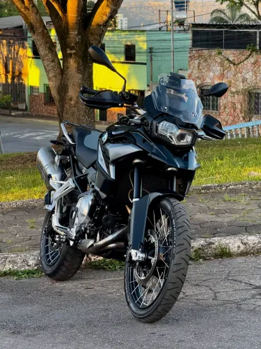 BMW F850 GS PREMIUM TRIPLE BLACK 2024.